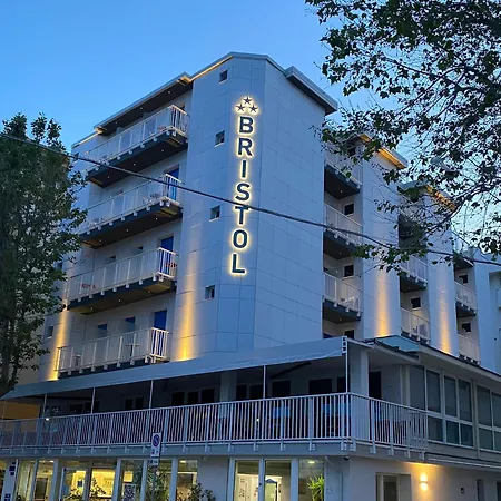 Otel Bristol - A 30 Mt Dalla