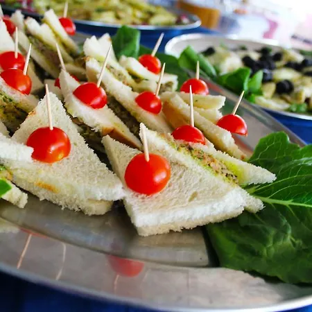 Bristol - A 30 Mt Dalla 酒店 3*