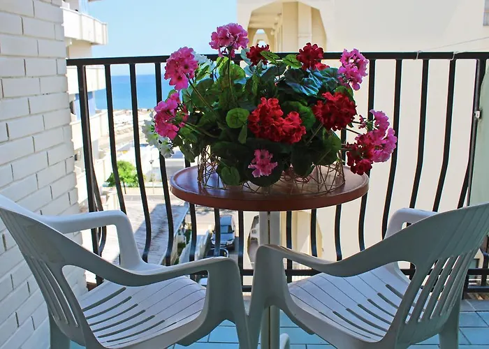 Bristol - A 30 Mt Dalla 호텔