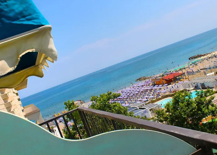 Bristol - A 30 Mt Dalla 3*