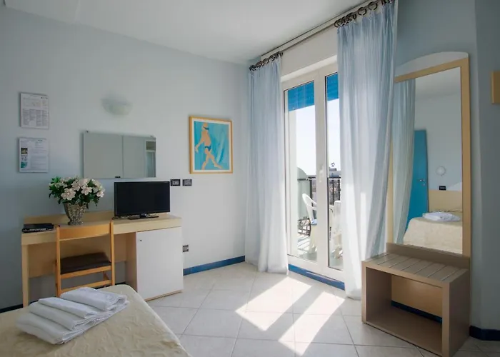 Hotell Bristol - A 30 Mt Dalla