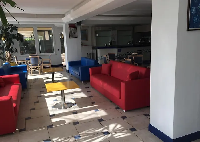 Hotell Bristol - A 30 Mt Dalla