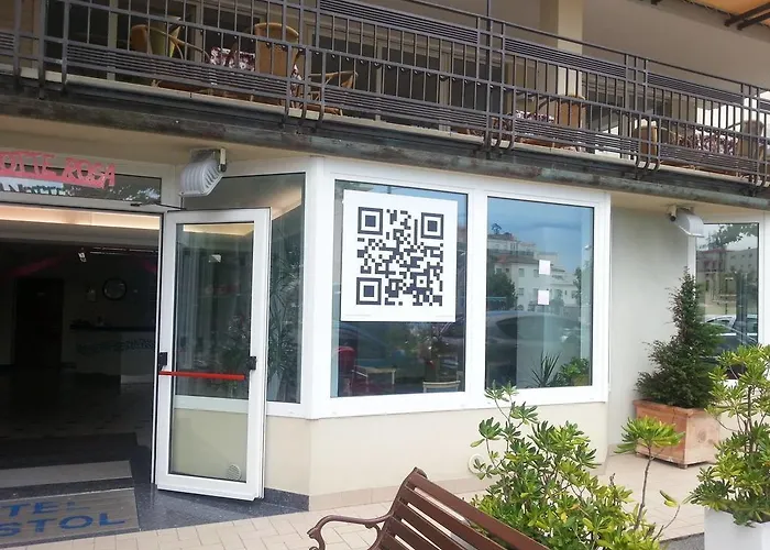 Hotell Bristol - A 30 Mt Dalla