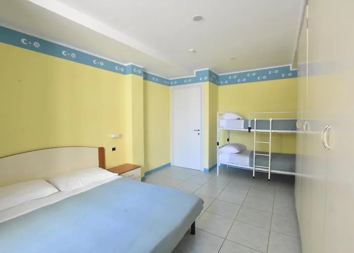 Hotell Bristol - A 30 Mt Dalla